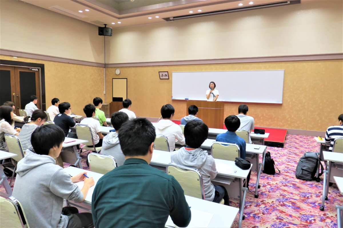 【IT系Web系学科】地元活性化に取り組んでいる原田尚美さんの講演会が行われました！
