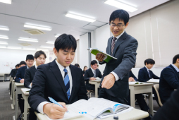 短期集中の凝縮した学習