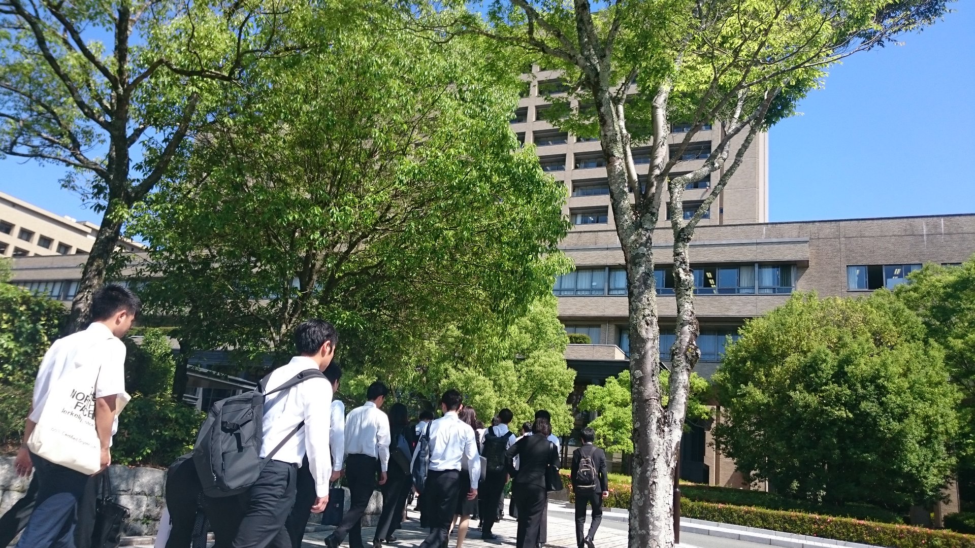 校外学習で山口県庁と山口県警本部を訪問しました！