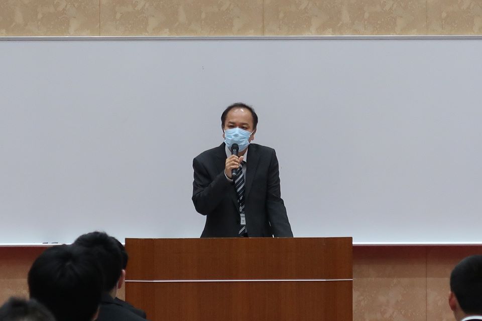 公務員学科と公務員総合学科２年生の授業が始まりました