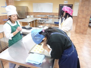 YICstudioでパティシエ学科のバス見学会が行われました！