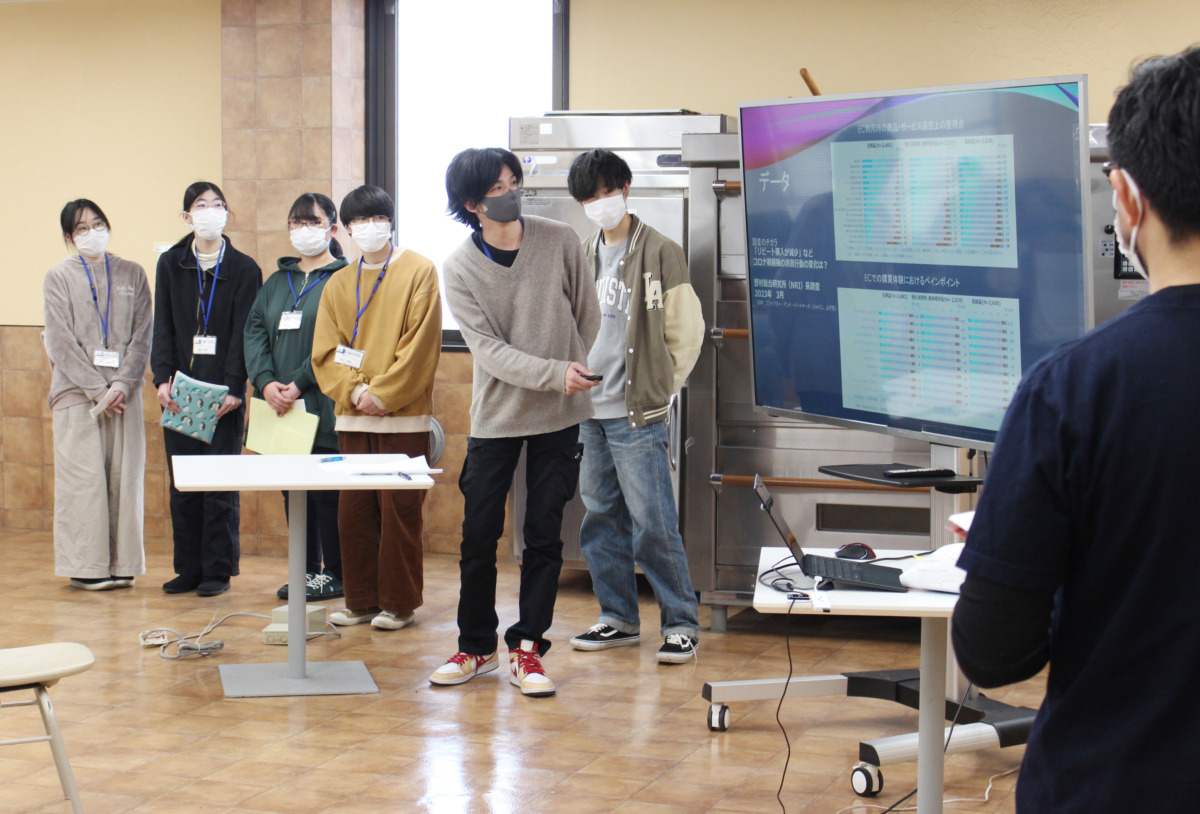 【ビジネス】Yahoo! JAPANの学生ショップ成果発表会が行われました！
