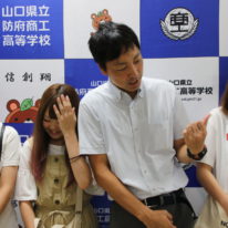1年生が母校に訪問に行きました！（防府市編）